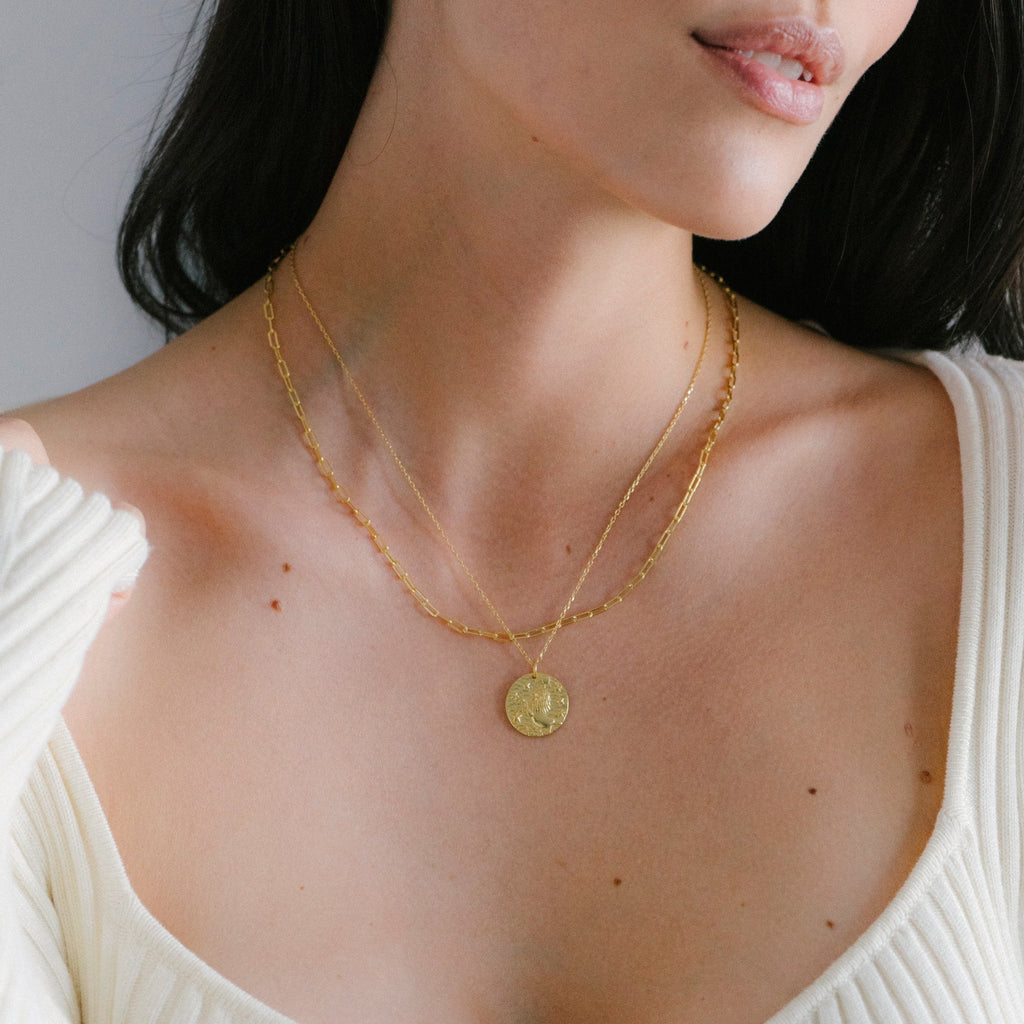 YLVIE CHAIN